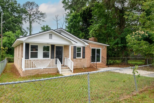 Foto del edificio - 102 Burdock Cir