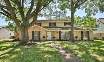 Building Photo - 1422 Scenic Ridge Dr