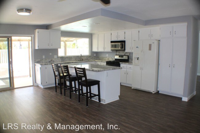 Building Photo - 3 br, 2 bath House - 1312 Shadow Hills Ct