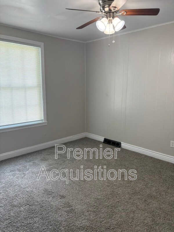 Foto del edificio - 2108 Fernwood Pl