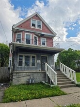 Building Photo - 67 Moeller St