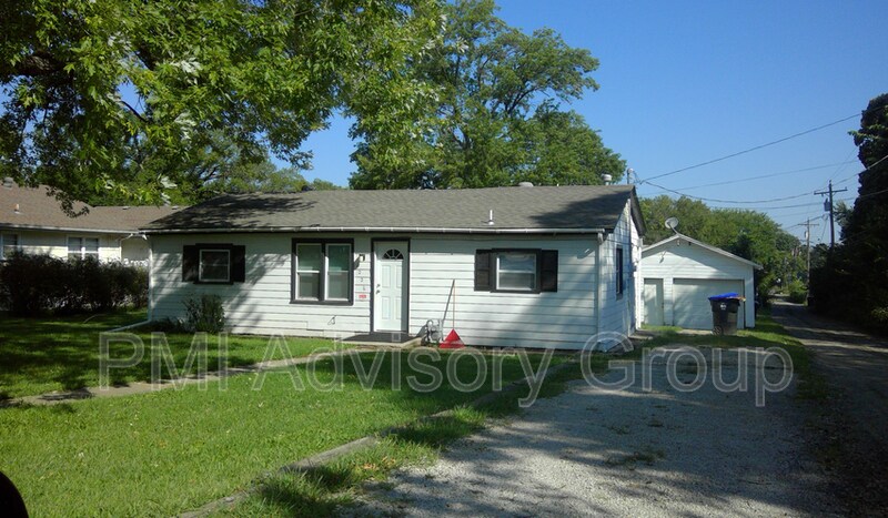 Primary Photo - 1220 SE 28th St