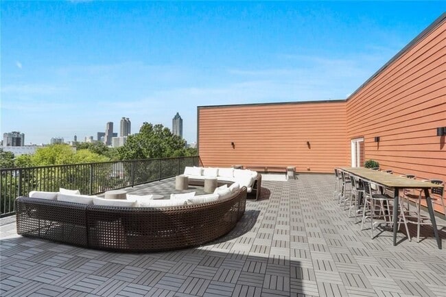 Foto del edificio - 525 Parkway Dr NE