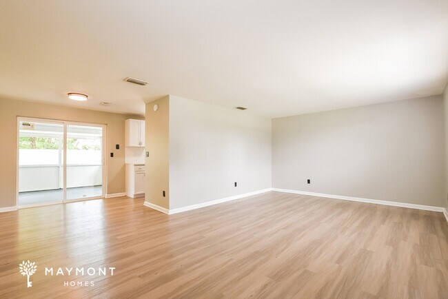 Foto del edificio - 2910 Keesler St