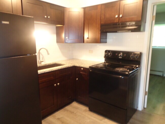 Foto del edificio - 1340 N Main St