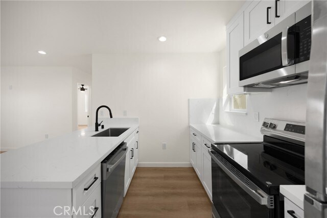 Foto principal - 102 E Avenida San Gabriel