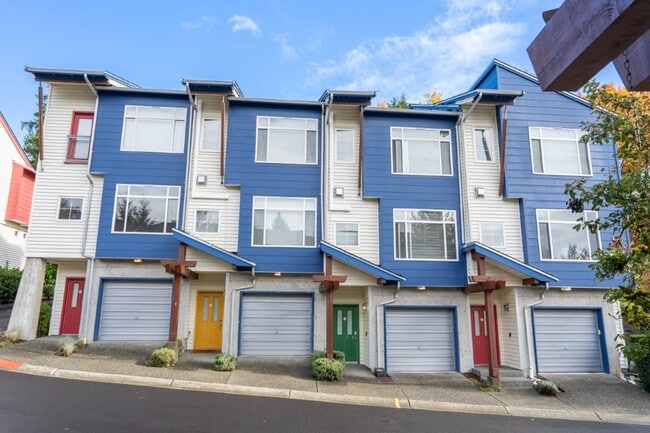 3Bd/2.75Ba Renton Townhouse - 3Bd/2.75Ba Renton Townhouse