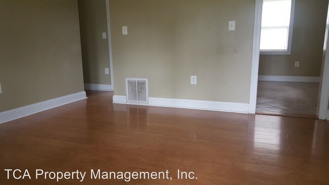 Foto del edificio - 3 br, 1 bath House - 1 Aberdeen Avenue