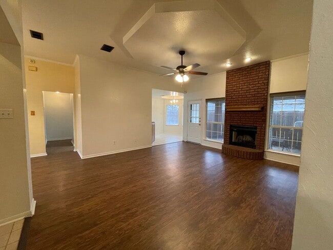 Foto del edificio - 2306 Moonstone Dr