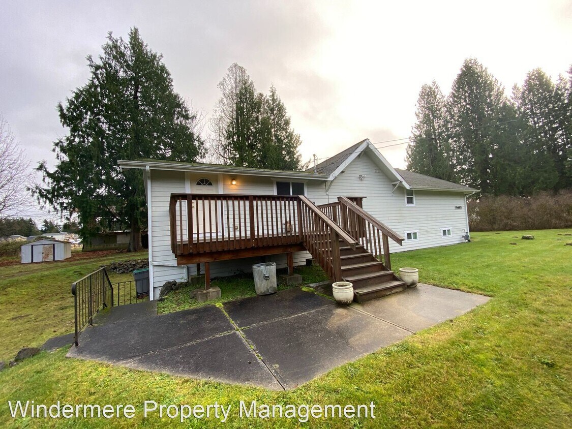 2 br, 2 bath House 9546 B DICKEY ROAD House Rental in Silverdale