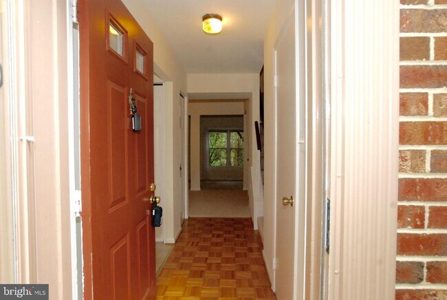 Building Photo - 10280 Colony Park Dr