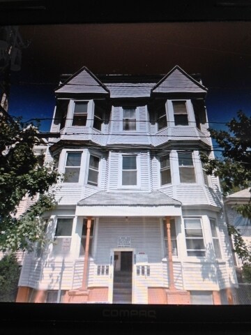 Primary Photo - 128-130 N 13th St