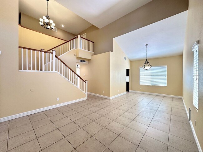 Building Photo - Ascot Park in Peccole Ranch