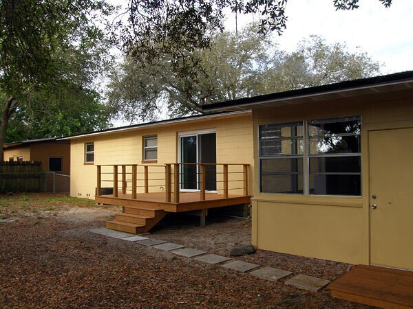 Building Photo - Anastasia Island Old Florida-style Home