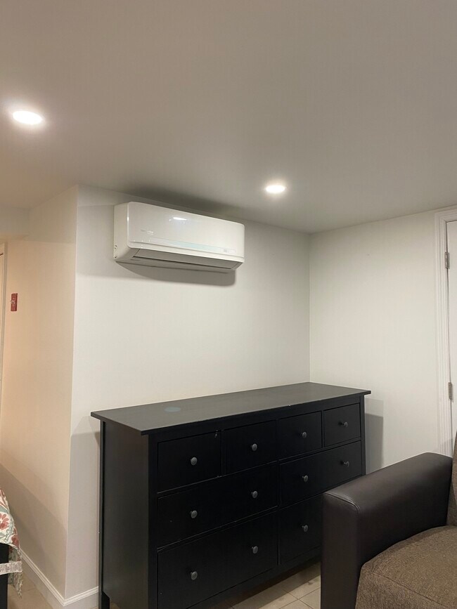 Storage - 524 67th St