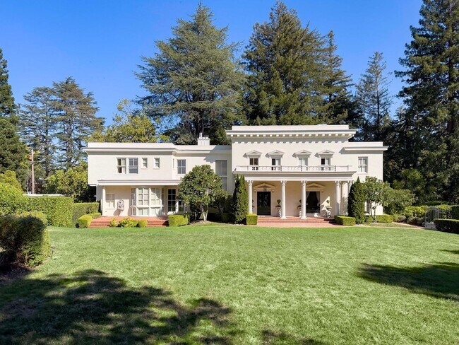Building Photo - 420 Roblar Ave