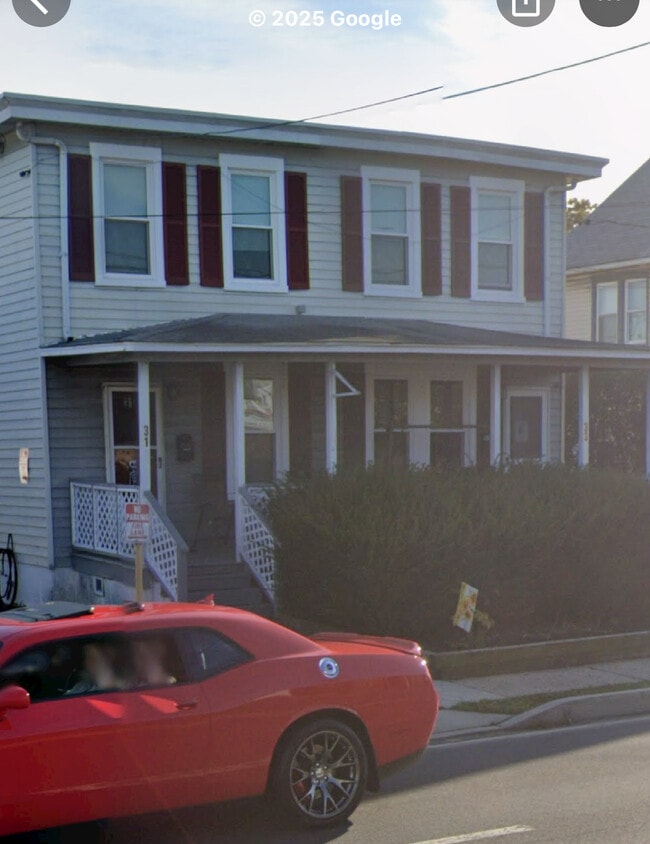 Building Photo - 29 W Lincoln Hwy