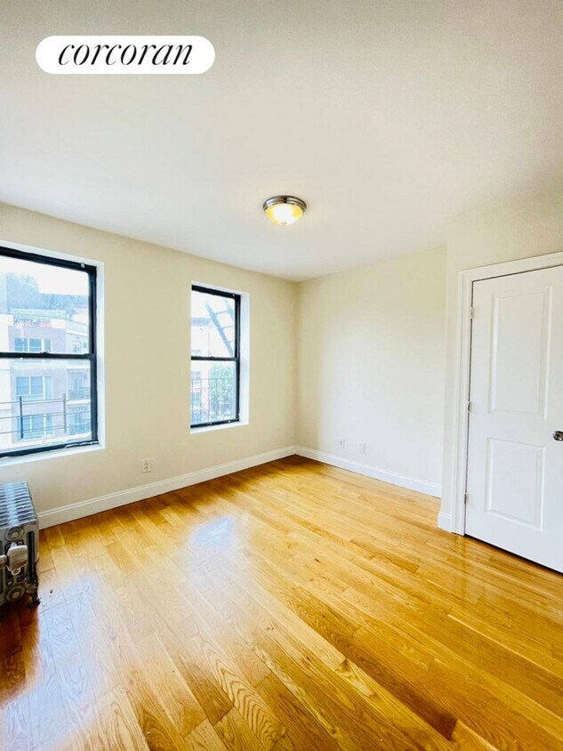 Primary Photo - 180 Borinquen Pl