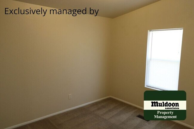 Building Photo - 3038 Ridgeview Pl