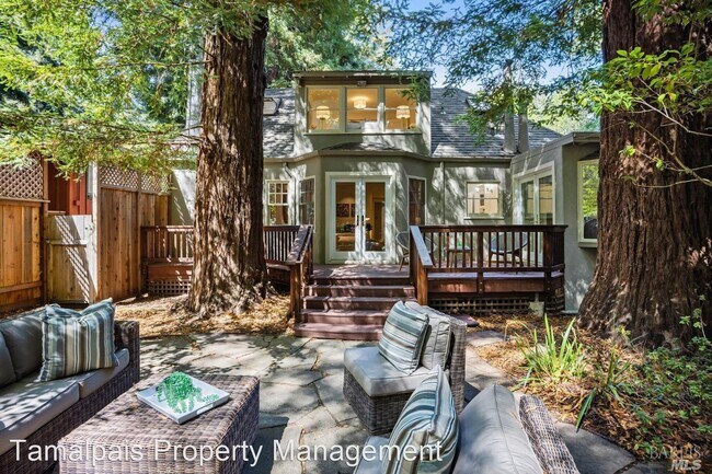 Building Photo - 4 br, 2 bath House - 167 Madrone Ave