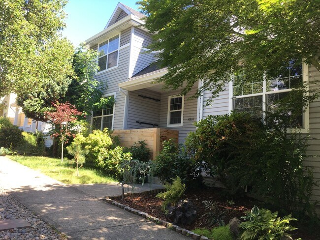 Foto del edificio - 10918 SW Adele Dr