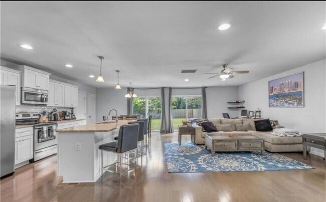 Foto del edificio - Bayview Beach Single Family Home