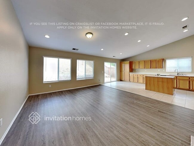 Foto del edificio - 25354 Silverwood Ln