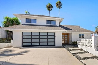 Building Photo - 2609 Via Cascadita