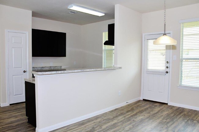 Building Photo - 12322 Gemma Lane