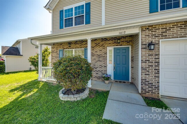Foto del edificio - 1612 Beleek Ridge Lane