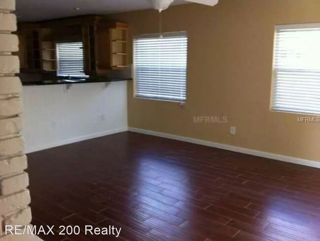 Building Photo - 3 br, 2.5 bath House - 2330 Mohawk Trl