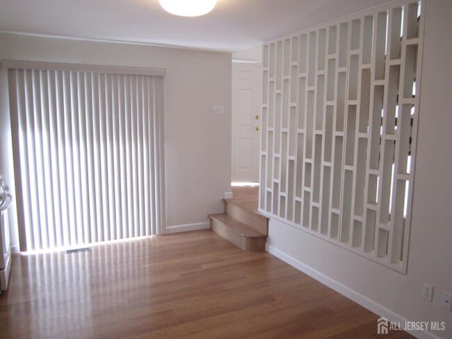 Building Photo - 46 Ironwood Ct