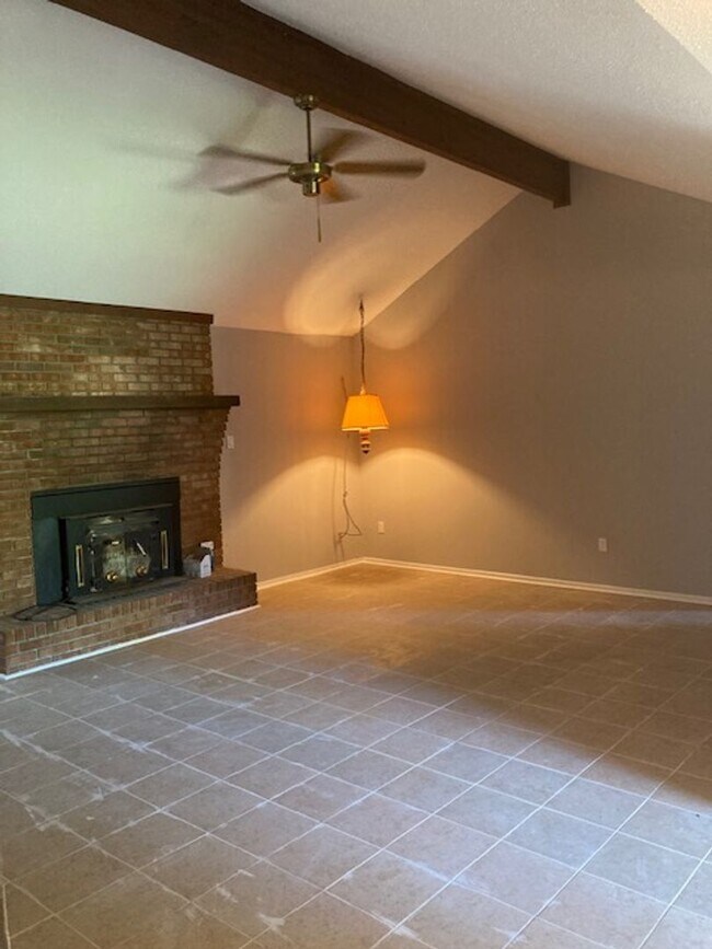 Foto del edificio - Moss Point 3 Bedroom