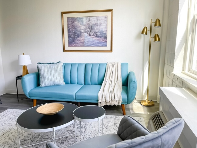 Foto del edificio - 2515 Burnet Ave