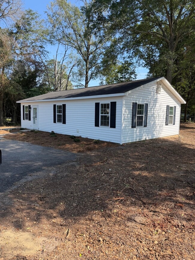 Building Photo - 963 W Carolina Ave