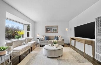 Building Photo - 629 N Marlborough Ave