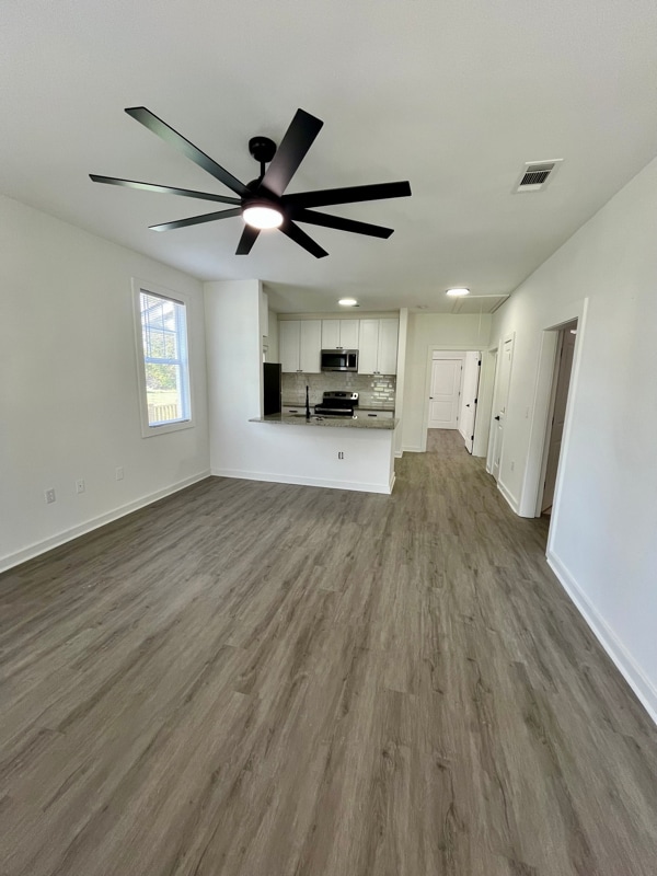 Building Photo - 1934 Elvin Dr