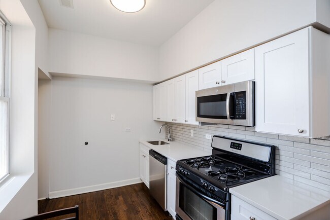 Foto del edificio - 1555 W Olive Ave