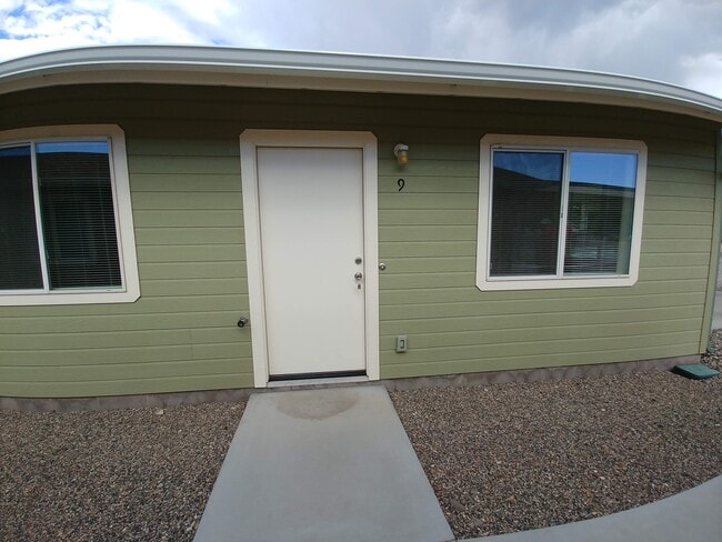Building Photo - 89 E Cliff House Dr
