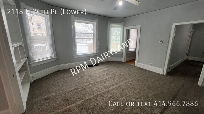 Foto del edificio - 2118 N 24th Pl