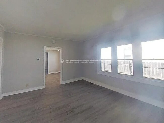 Foto del edificio - 110 Albany St