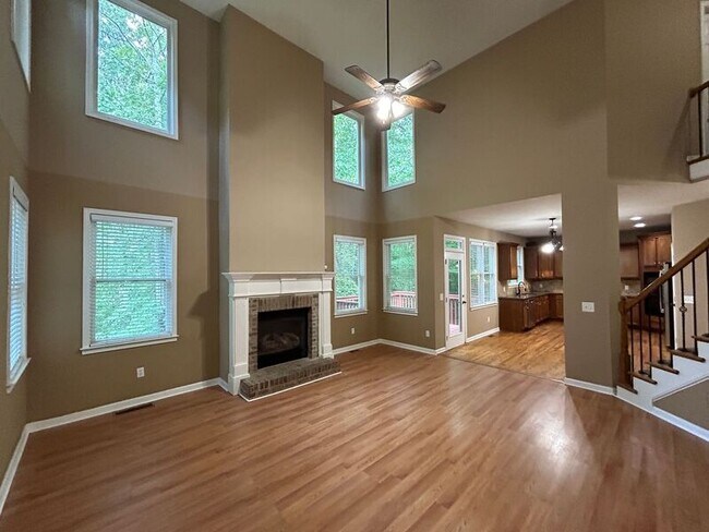 Foto del edificio - 3675 Mystic Dr