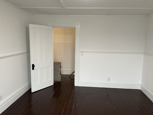 1st Bedroom - 23 Church St