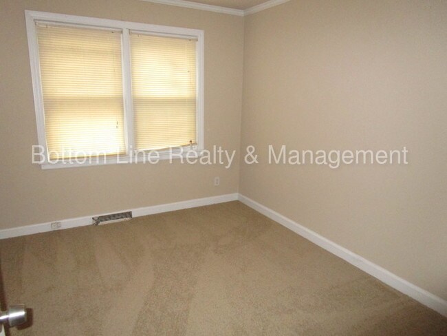 Building Photo - 3317 Barringer Dr