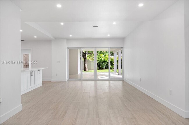 Building Photo - 1617 Washington St