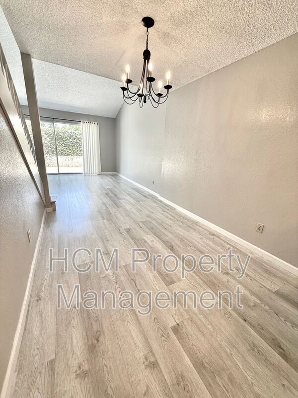 Foto del edificio - 12168 Mt Vernon Ave