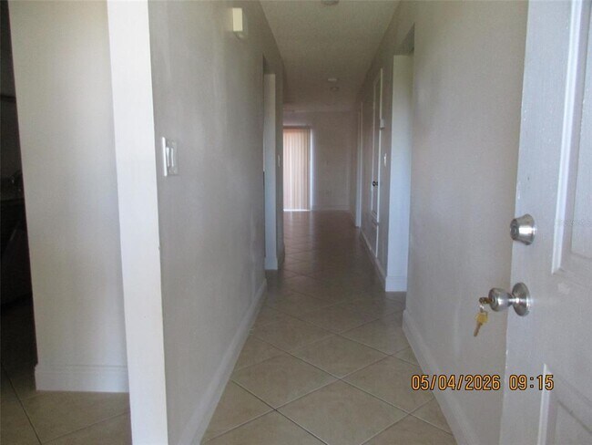 Foto del edificio - 2112 Bahamas Ct