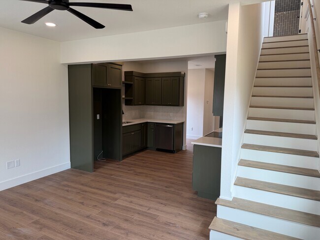 Foto del edificio - 408 2nd Ave SE