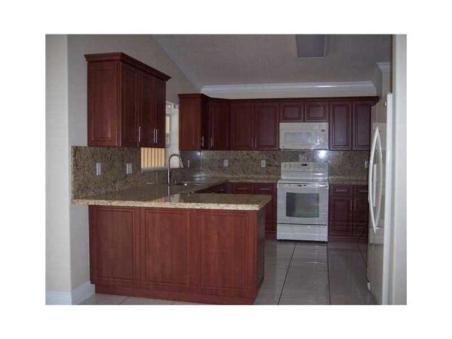 Building Photo - 1326 SW 143rd Ct