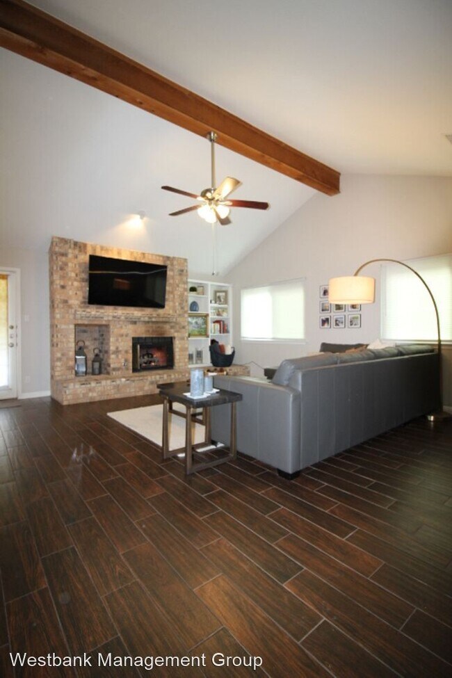 Building Photo - 3 br, 2 bath House - 802 Timber Trl